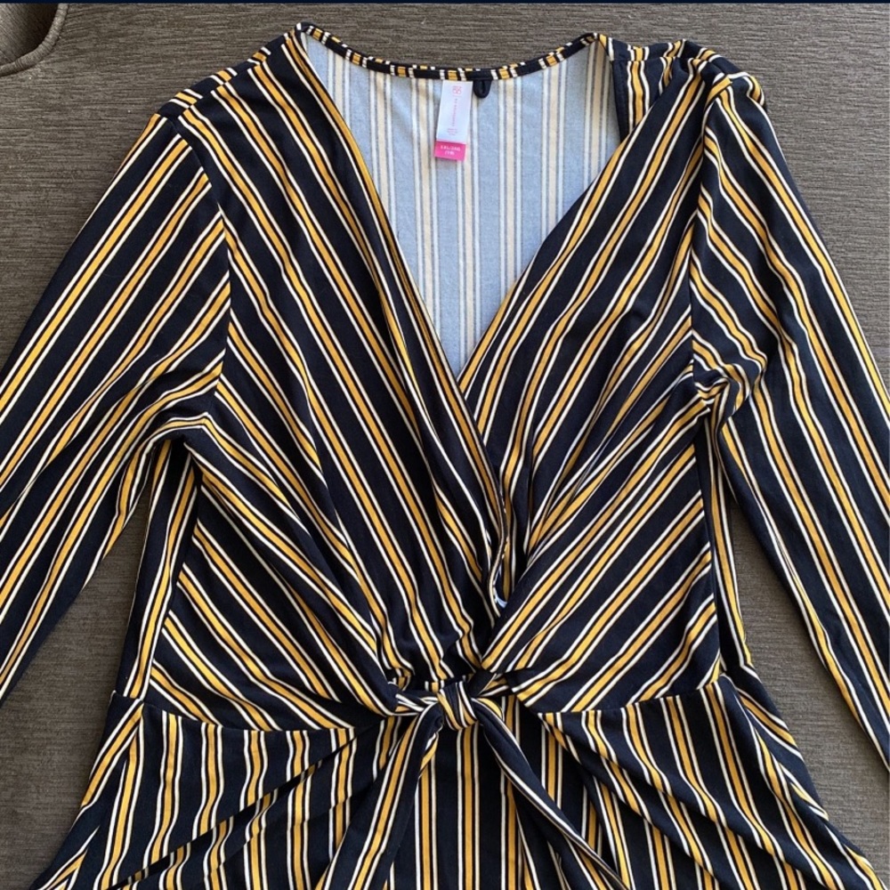 Ladies long sleeve top - black and yellow stripes